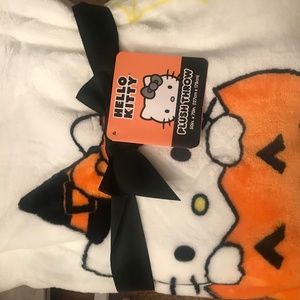 Hello kitty throw!